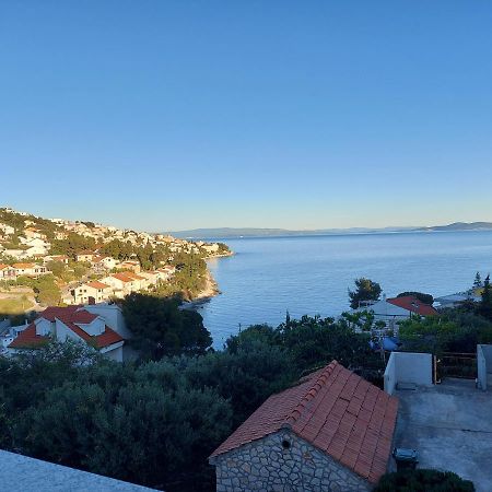 Apartmani Tatjana Okrug Gornji Exteriör bild