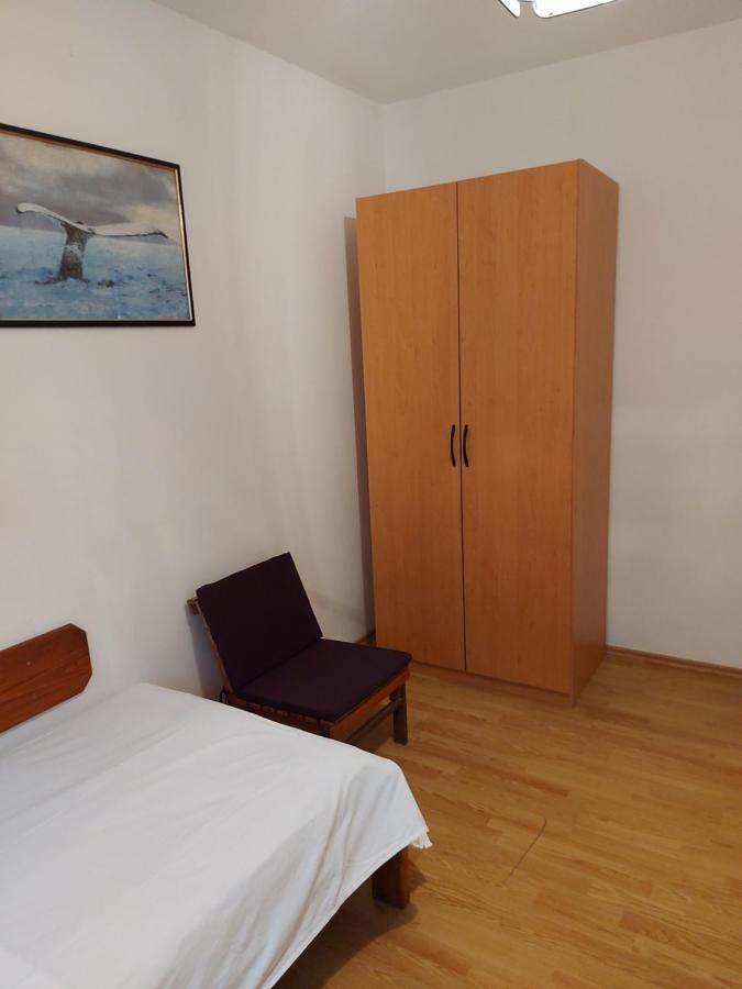 Apartmani Tatjana Okrug Gornji Exteriör bild