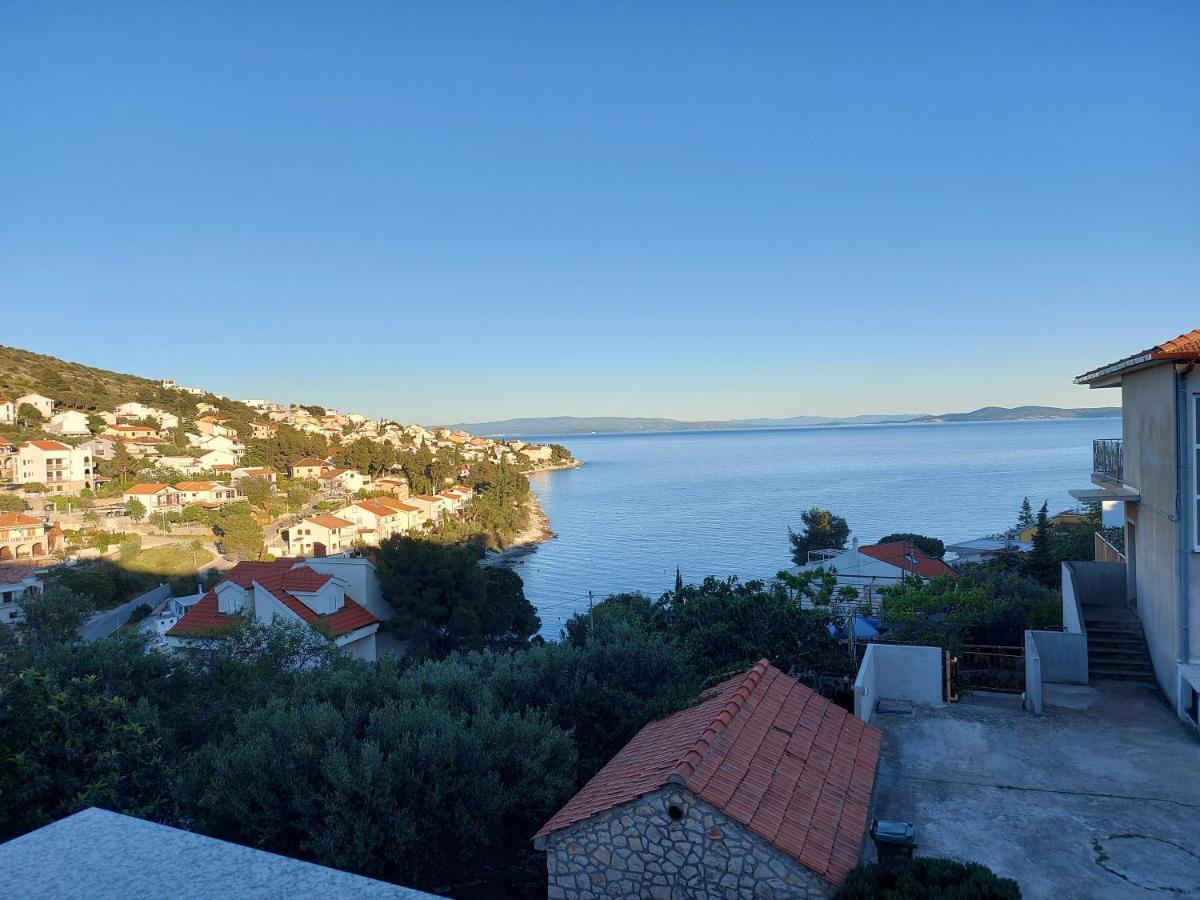 Apartmani Tatjana Okrug Gornji Exteriör bild