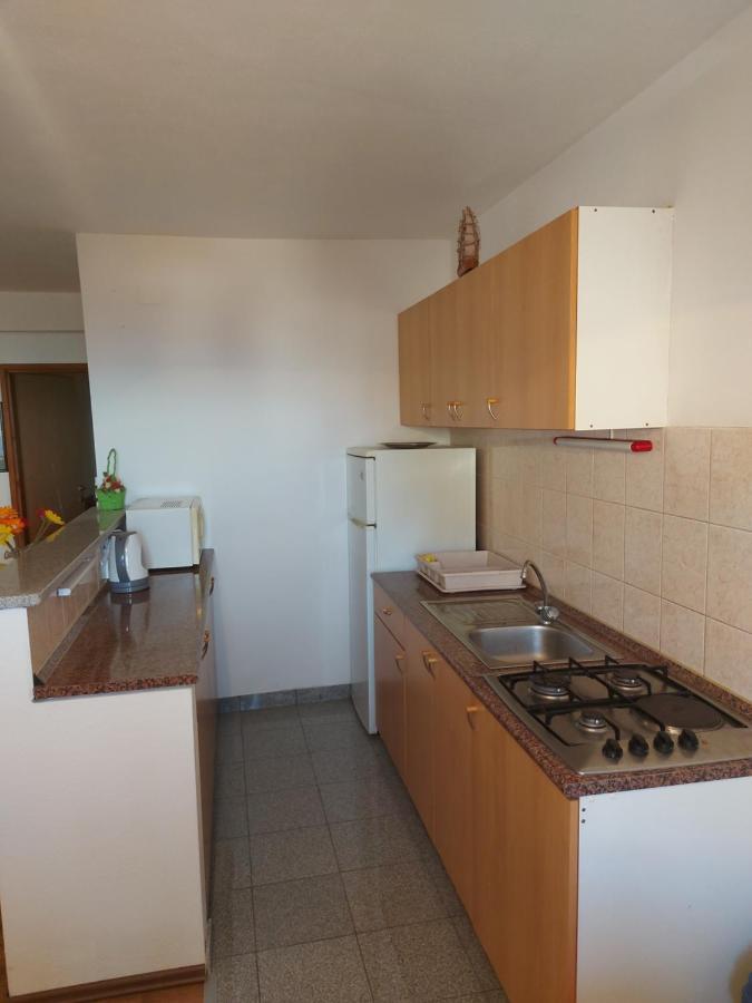 Apartmani Tatjana Okrug Gornji Exteriör bild
